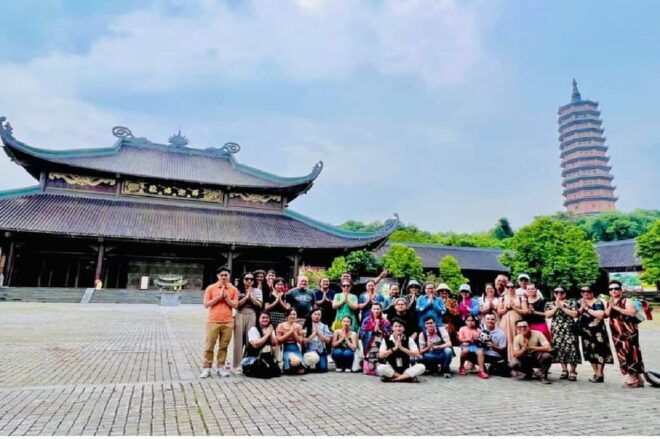 From Hanoi: Ninh Binh, Hoa Lu, and Tam Coc 2-Day Tour - Optional Visit to Hang Mua