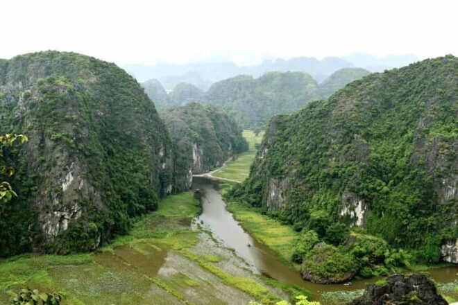 From Hanoi: Ninh Binh, Hoa Lu, Tam Coc, and Mua Cave 1 Day - Essential Inclusions