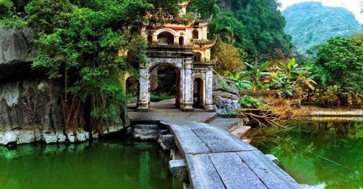 From Hanoi: Ninh Binh- Trang An, Bai Dinh, and Mua Cave - Itinerary Highlights