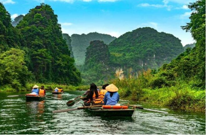 From Hanoi: Ninh Binh, Van Long, Hoa Lu, and Mua Cave Day … - Included Services