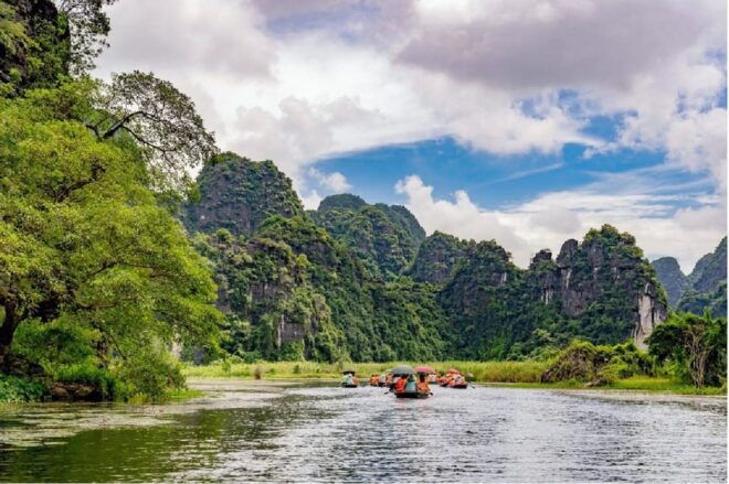 From Hanoi: Ninh Binh, Van Long, Hoa Lu, and Mua Cave Day … - Accessibility and Comfort