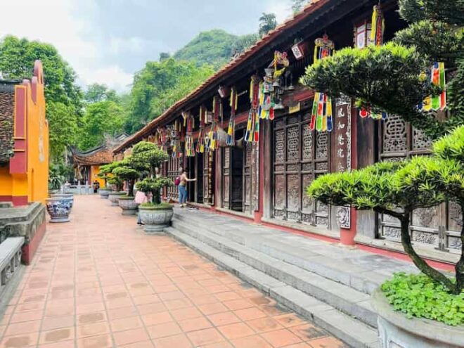 From Hanoi: Perfume Pagoda & Learn About Vietnamese Religion - Cultural Significance