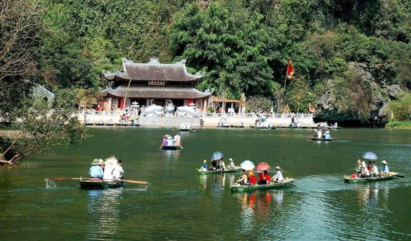From Hanoi: Perfume Pagoda Tour and Quang Phu Cau 1 Day - Good To Know