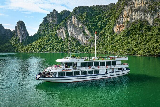 From Hanoi: Premium Halong Bay Cruise-Buffet Lunch & Live Music - Discovering the Premium Halong Bay Cruise from Hanoi: An In-Depth Review