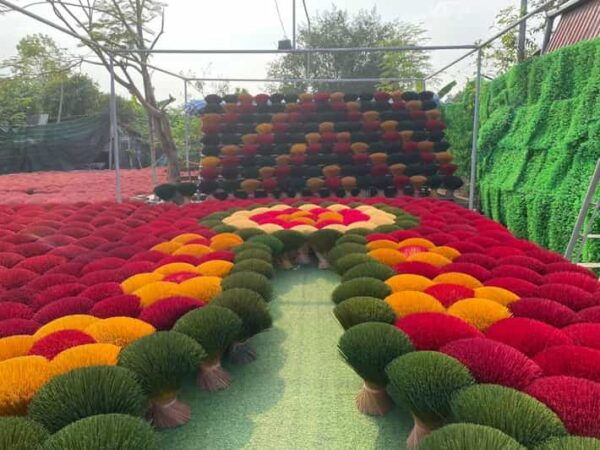 From Hanoi: Private Car to Incense Village & Ninh Binh 1-day - Travel Tips for the Journey