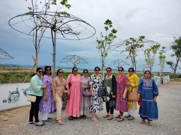 From Hanoi: Private Halong Bay Full Day Trip - Customer Feedback