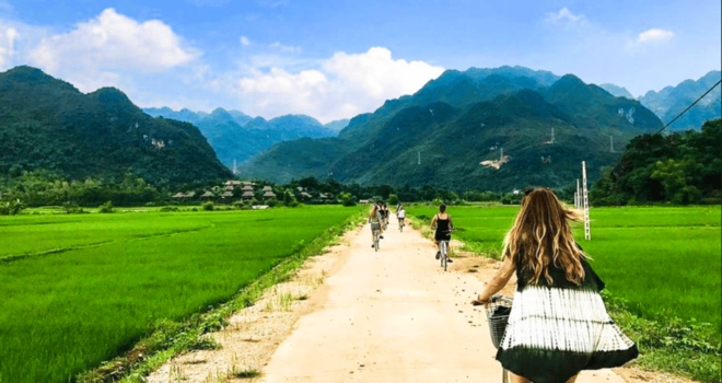 From Hanoi: Private Mai Chau 1 Day With Biking - Scenic Attractions
