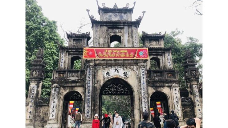 From Hanoi: Private One-Day Tour to Perfume Pagoda - Itinerary Details