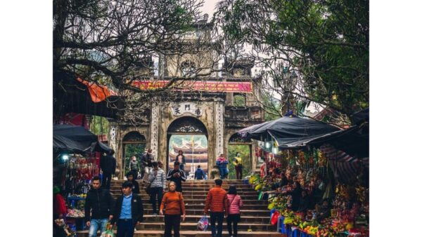 From Hanoi: Private One-Day Tour to Perfume Pagoda - Cultural Significance of the Pagoda