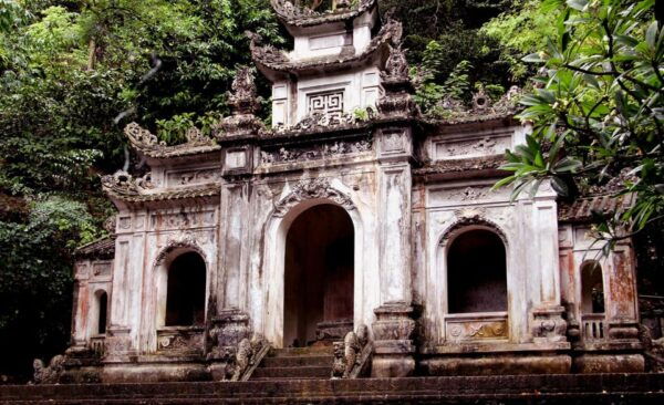 From Hanoi: Private Perfume Pogoda With Lunch - Booking and Cancellation Policy
