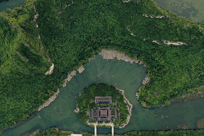 From Hanoi: Private Tour of Trang An, Bich Dong & Mua Caves - Discovering Ninh Binh: A Private Day Trip from Hanoi