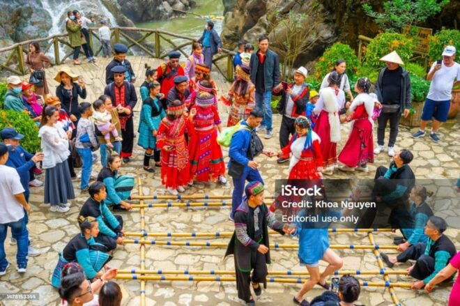 From Hanoi: Sapa – Cat Cat – Fanxipan Peak– Moana 3D2N - Dining Experience