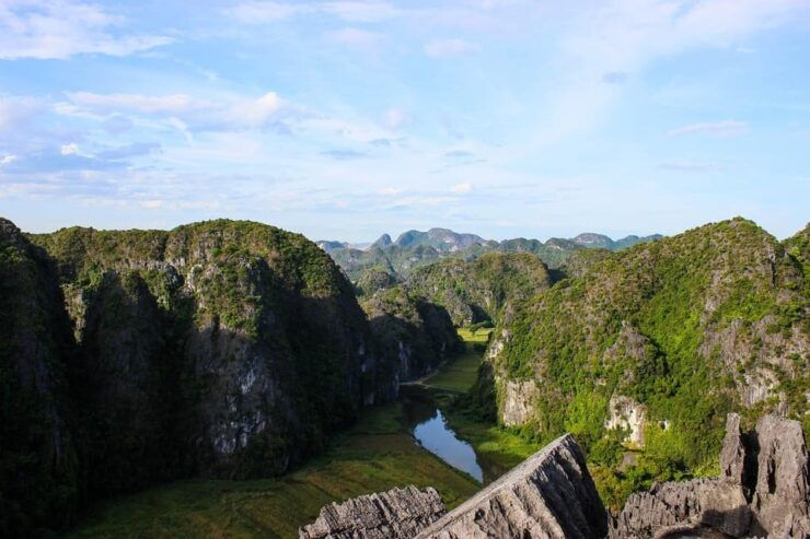 From Hanoi: Tam Coc, Hoa Lu & Mua Cave Full-Day Trip - Itinerary Highlights
