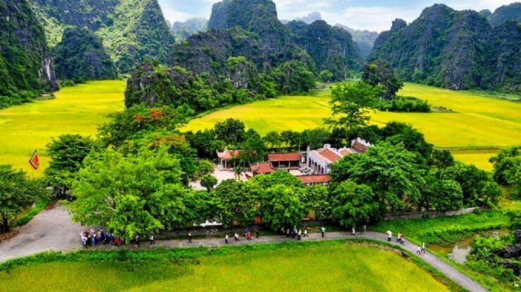 From Hanoi: Tam Coc-Hoa Lu & Mua Caves Full-Day Private Trip - Highlights