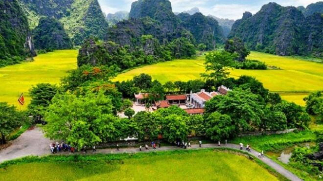 From Hanoi: Tam Coc-Hoa Lu & Mua Caves Full-Day Trip - Included Activities