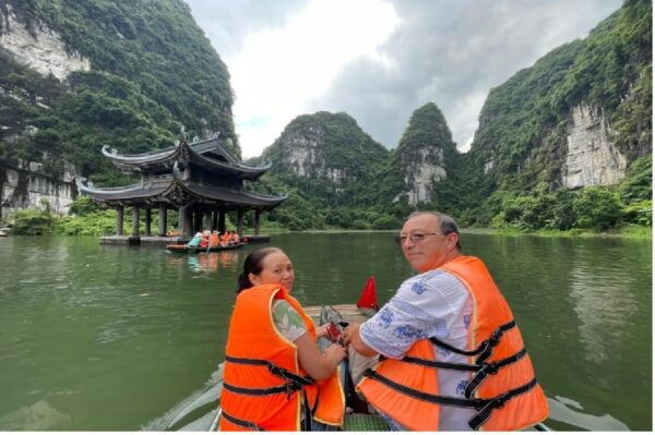 From Hanoi: Tam Coc, Mua Cave, and Hoa Lu Day Tour - Preparation Tips