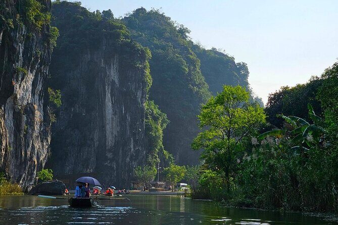 From Hanoi to Ninh Binh: Mua Caves, Tam Coc & Hoa Lu Private Tour - What’s Included and What’s Not