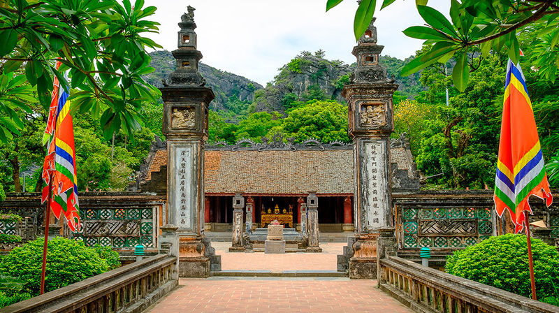 From Hanoi to Ninh Binh Private Day Tour: Incense Village, Hoa Lu & Van Long Wetland - Is the starting price good value?