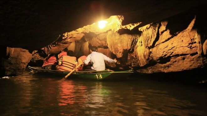 From Hanoi: Trang An & Bai Dinh Pagoda Full-Day Private Tour - Additional Information