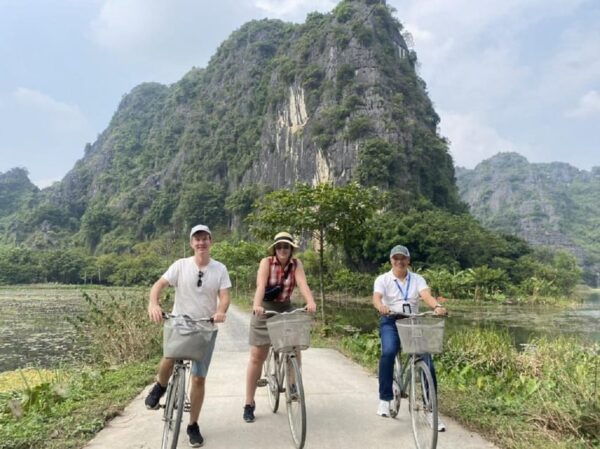 From Hanoi: Uncover Bai Dinh - Trang An - Mua Cave - Exploring Bai Dinh Pagoda