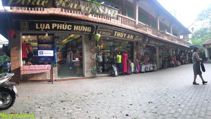 From Hanoi: Van Phuc Silk Village Half-Day Tour - Experience