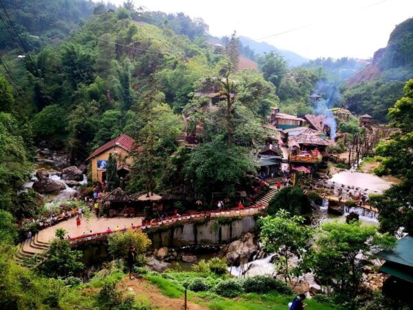 From Hanoi: Visit Local Village & Cloud Hunting In Fansipan - Private Group Option