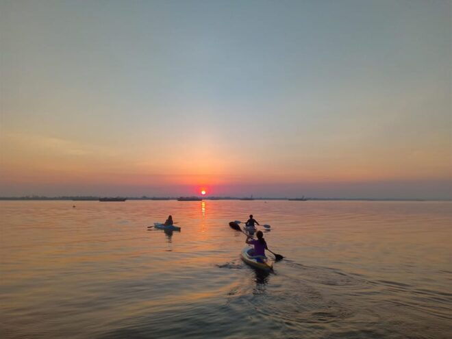 From HCM: Mekong Delta Cai Be Vinh Long Cooking Class Kayak - Language and Group Options