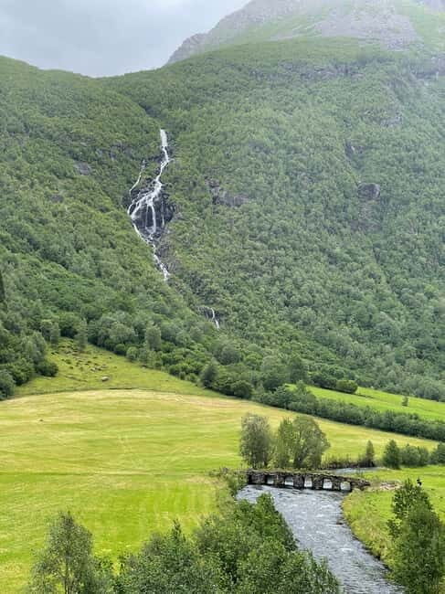 From Hellesylt: Electric Car Experience to Norangsdalen - Who Should Consider This Tour?  