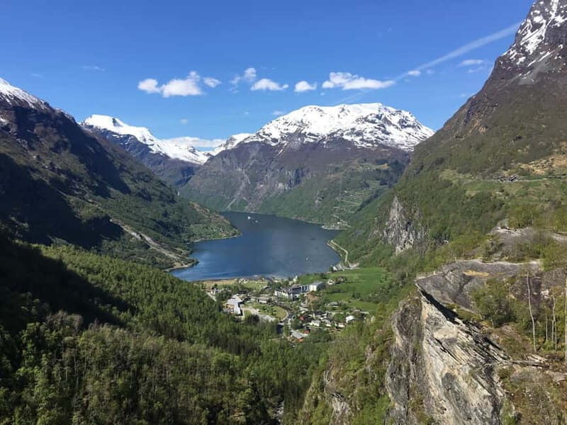 From Hellesylt: Geiranger Highlights Tour with Photo Stops - Good To Know