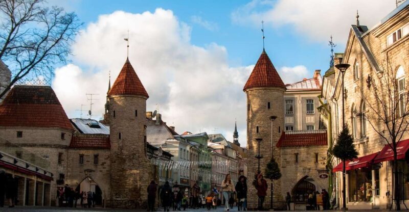 From Helsinki: Luxury Trip to Tallinn Ferry +VIP Car+ Lunch - FAQ