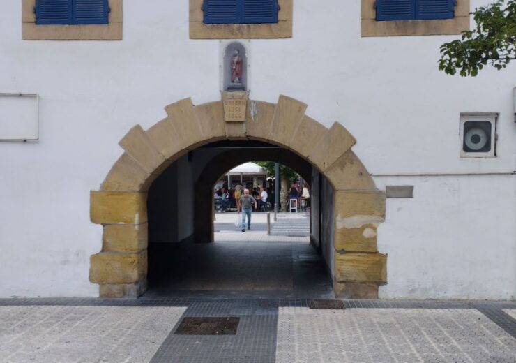 From Hendaye: Tapas Tour in Hondarribia (w/ Food and Drinks) - Experience the Culinary Delights of Hondarribia