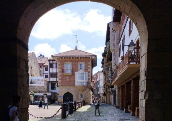 From Hendaye: Tapas Tour in Hondarribia (w/ Food and Drinks) - Directions