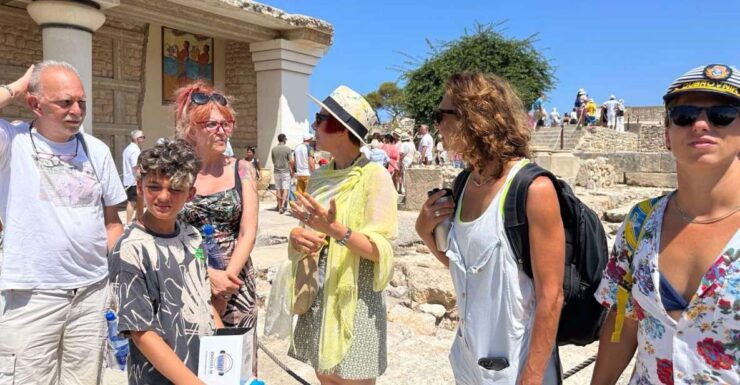 From Heraklion: Knossos Palace Entry Ticket and Private Tour - Hassle-Free Pickup From Heraklion City