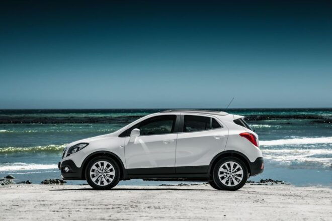 From Heraklion: Knossos Palace Entry Ticket and Private Tour - Learn About Sir Arthur Evans and His Excavation Work