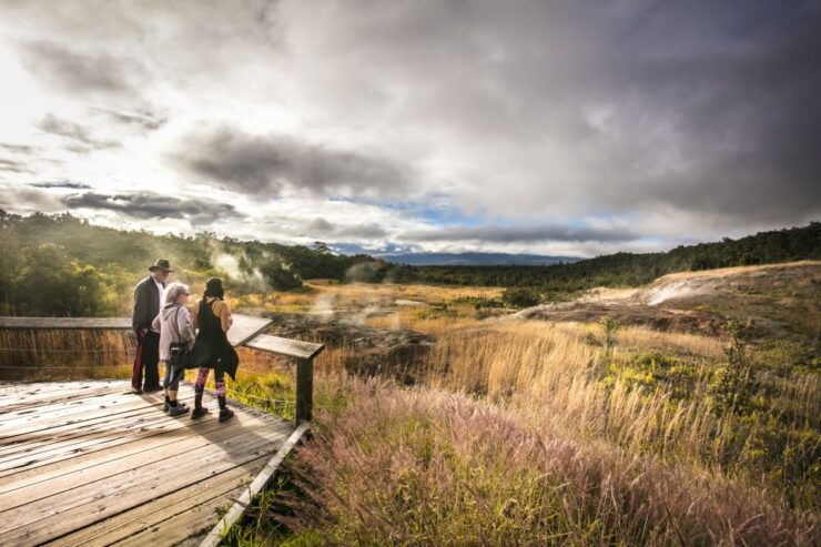 From Hilo: Kilauea Lava Flow Tour With Lunch and Dinner - Experience Highlights