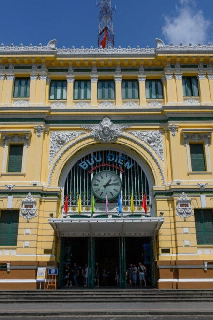 FROM HO CHI MINH: AFTERNOON SAIGON CITY TOUR HAFT DAY BY CAR - Reunification Palace