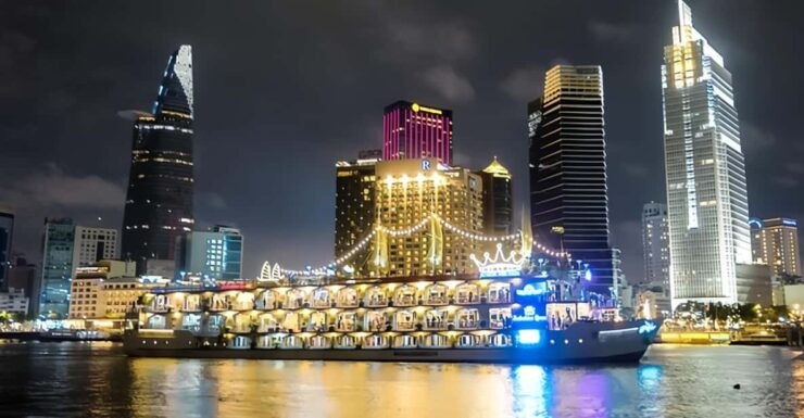 From Ho Chi Minh City: Enjoy The Romantic Dinner On Cruise - Good To Know