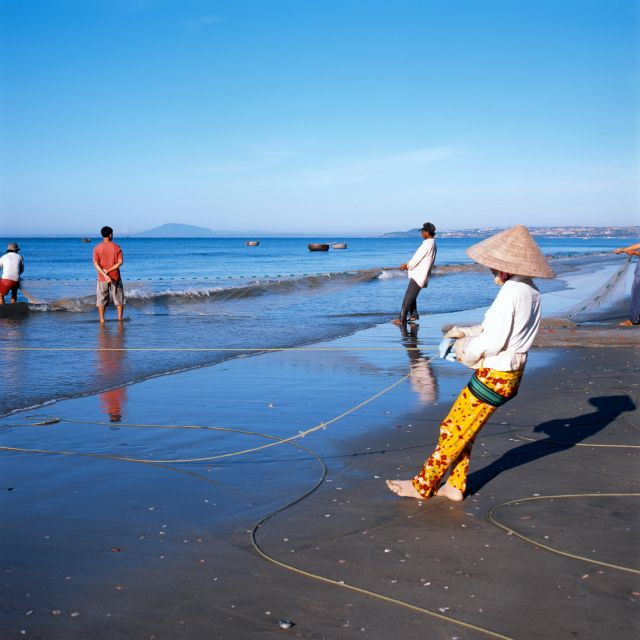 From Ho Chi Minh: Day Trip to Mui Ne by Private Car - Full Itinerary