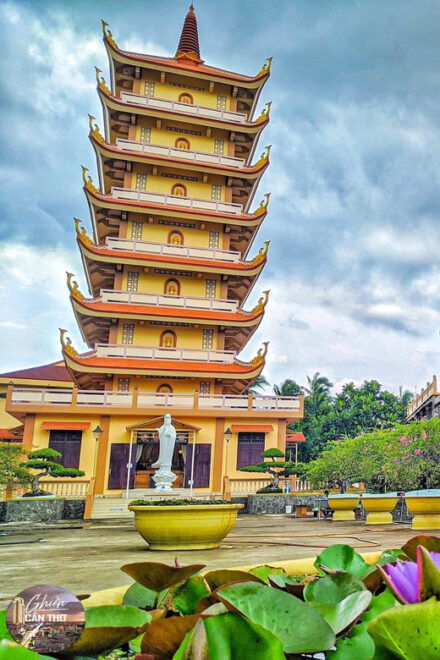 From Ho Chi Minh: Mekong Delta Delta and Vinh Trang Pagoda - Unique Experiences Along the River