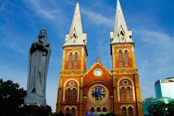 From Ho Chi Minh: Private City Tour Full-Day - Local Dining Experience
