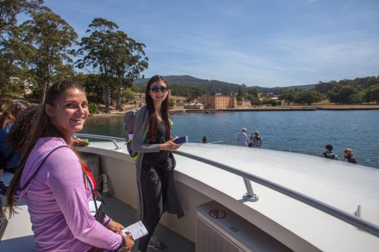 From Hobart: Port Arthur and Tasmanian Devil Unzoo Day Tour - Tour Duration and Cancellation Policy