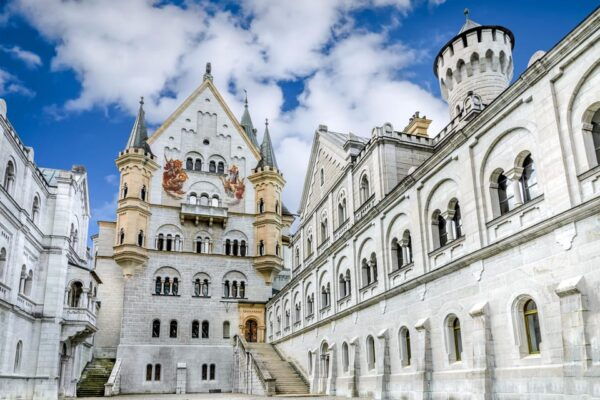 From Hohenschwangau: Tour to Neuschwanstein Castle - What to Expect