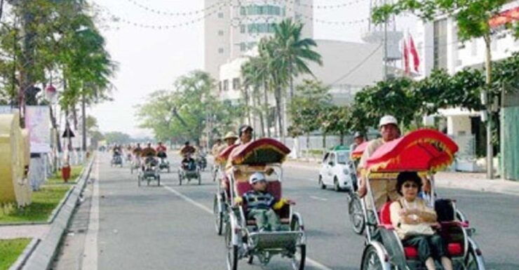 From Hoi An/Da Nang: Hue Imperial City via Hai Van Pass Tour - Booking Information