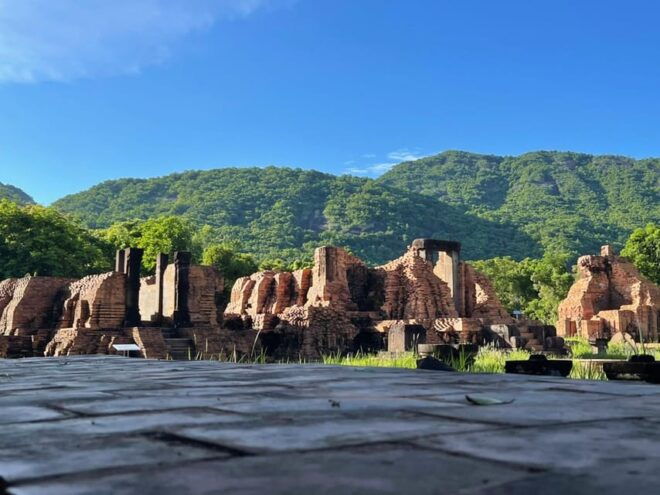 From Hoi An: Marble Mountains ,Am Phu Cave Guide Tour, Lunch - Whats Included in the Tour