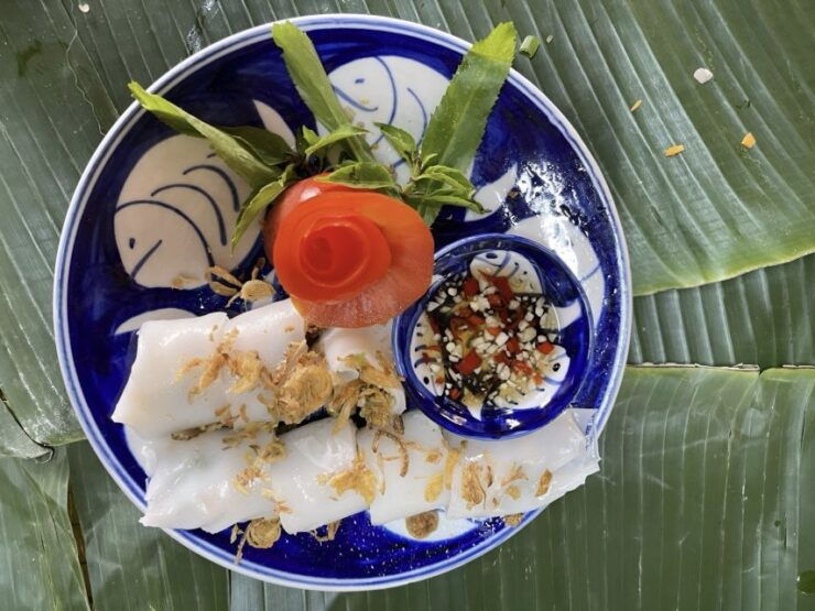 From Hoi An: Market Tour, Basket Boat Ride and Cooking Class - Market Tour in Hoi An