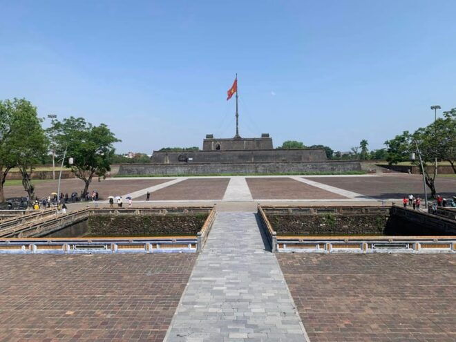 From Hoi An or Da Nang : Hue City FullDay Private Trip - Transportation Details