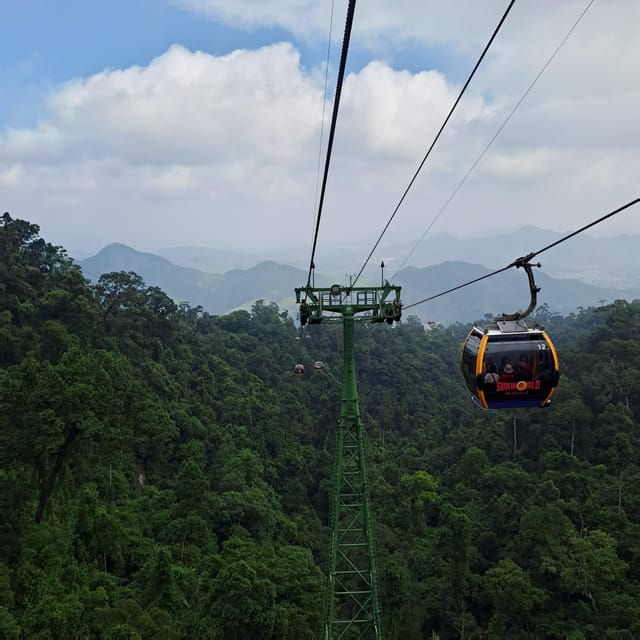 FROM HOI AN TO GOLDEN BRIDGE IN BA NA HILLS BY PRIVATE CAR - Features of the Vehicle