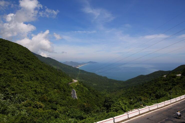 From Hue: 5-Hour Sightseeing Drive to Hoi An by Private Car - Tour Highlights