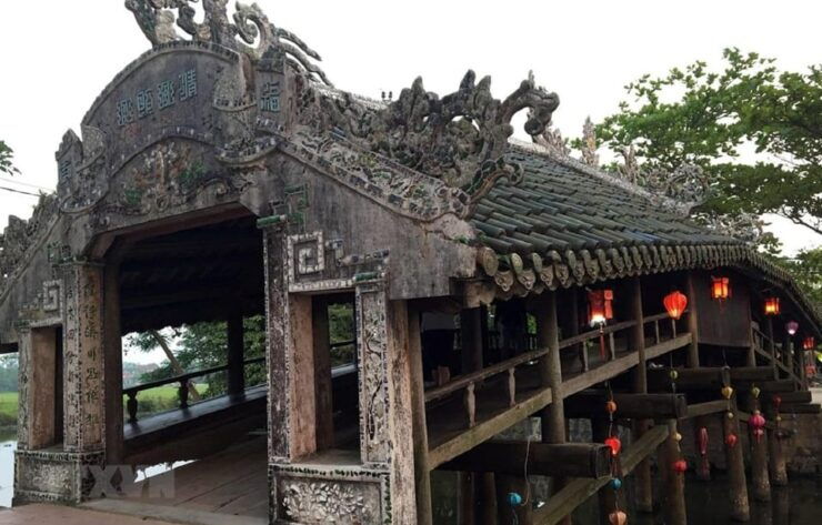 From Hue: Bus Transfer to Hoi an With Sightseeing Stops - Good To Know