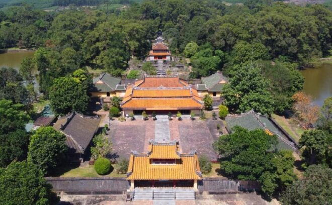 From Hue: Full Day With Tombs, Citadel, Pagoda & Boat Trip - Historical Sites Exploration